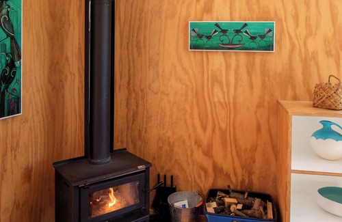 Marahau Cabaña | Bach 7 by The Sea - Marahau Holiday Home