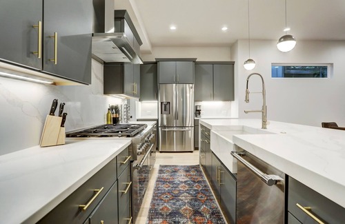 Holly Casa | Bachelor/ette House — East Downtown