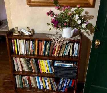 Hogsback Casa | Back o' the Moon Holiday cottage