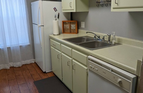 Hot Springs Village Casa | Back of the 9 - Charming townhome w/ lake views