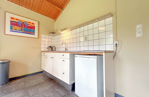 Lage Zwaluwe Casa | Back to basic nature cottage near the Biesbosch