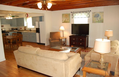 Baxter Casa | ¡Regrese su bote al centro del lago Hill desde nuestra casa! Nadar, pescar, cazar, relajarse!