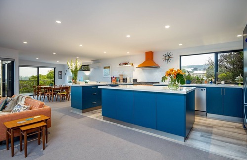 Portsea Casa | BACKBEACH BREATHTAKING 3 LEVEL HOME & HEATED POOL, PORTSEA