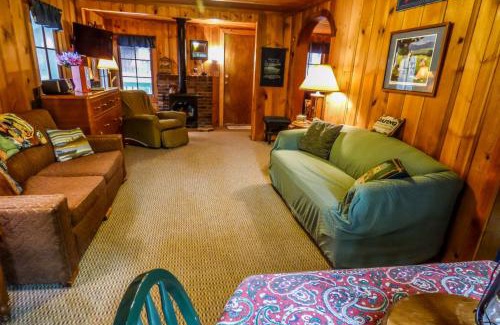 Joseph Casa | Backcountry Bungalow
