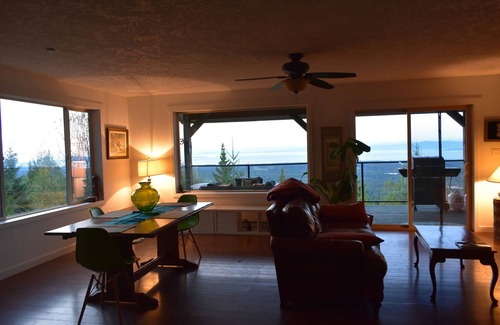 Regional District of Nanaimo Casa | Backcountry house with the best view !