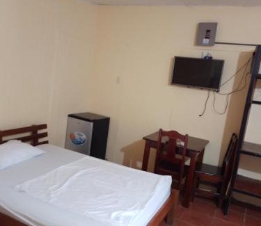 Puerto Jiménez Casa | Backpackers Corcovado Tours