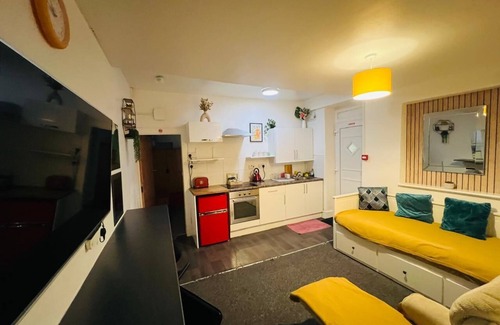 Blackpool Town Center Hotel | Backpackers Hotel