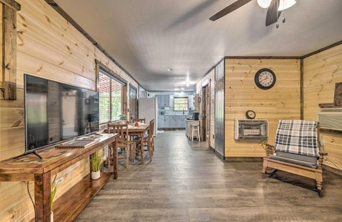 Broken Bow Casa | Backwoods Hideout Remote Couples Getaway!