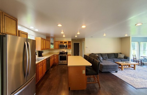 Summerlee Casa | Backwoods retreat 12 miles from New River Gorge Bridge
