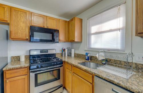 Newington Casa | Backyard and Deck Family-Friendly Lorton Home!