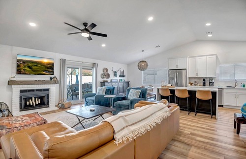 Sunset Ridge Casa | Backyard Oasis + Private Pool & Pets Welcome!