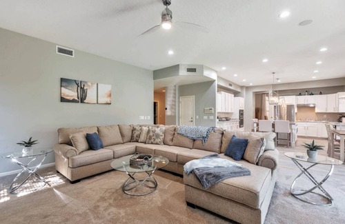 Arabian Views Casa | Backyard Oasis w/ Private Heated Pool & TV, Pool Table, Arcade Game, Near Golf, Dining & Mayo Clinic