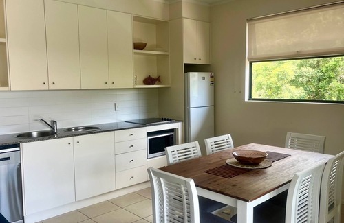 Rainbow Beach Apartamento | Baden 80 - Rainbow Shores