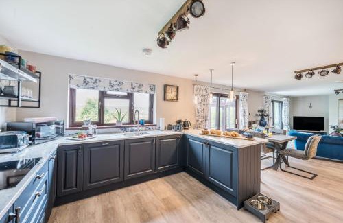 Bridport Casa | Badgers Holt
