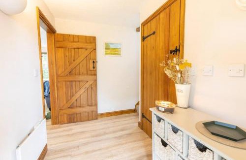 Cirencester Casa | Badgers Lodge MV37 Lakeside Spa Property