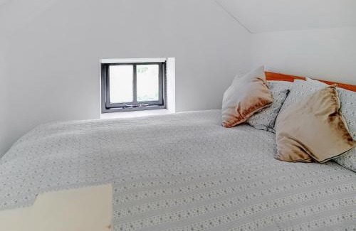 Newport Casa | Badgers Sett Brook