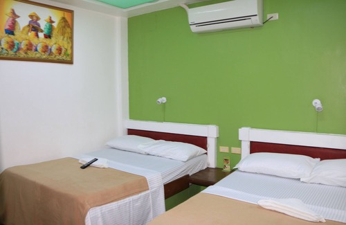 Puerto Galera Complejo | BADLADZ Beach & Dive Resort - Deluxe Room