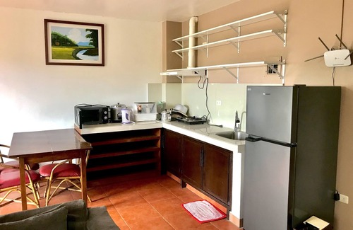 Puerto Galera Apartamento | BADLADZ Staycation Condos