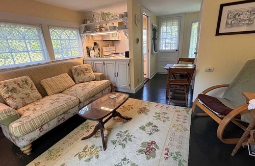 Bar Harbor Cabaña | Bagatelle Guest House-On historic waterfront estate in Bar Harbor near Acadia NP