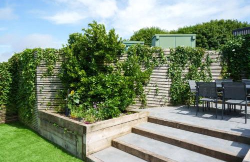 Brighton Casa | Baggies No.2