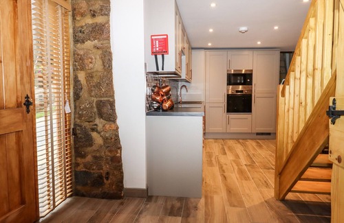 Newton Abbot Cabaña | Bagtor Granary