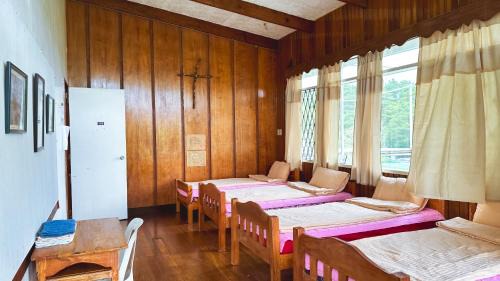 Baguio Cama Y Desayuno | Baguio BELL Staycation