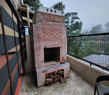 Baguio Apartamento | Baguio Hillside Haven