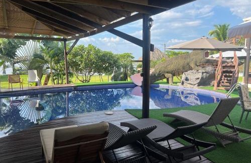 Livingston Casa | Bahía Caimán , Río dulce