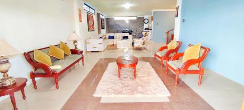 Puerto Baquerizo Moreno Casa | Bahía Gardner