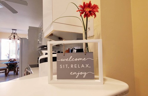 Naples Apartamento | Condominio Sunny and Breezy Falling Waters