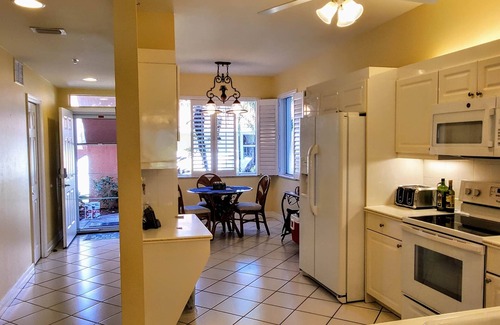 Naples Apartamento | Condominio Sunny and Breezy Falling Waters