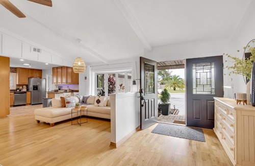 Palm Harbor Casa | Bahama Haven Saltwater Canal Pool Home w dock and boat lift