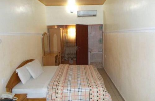 Asokoro Cabina | Bahamas Hotels International