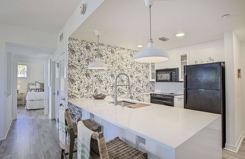 Baytowne Wharf Condominio | Bahia 4329 - Sandestin Resort, Walk to Baytowne, Community Pool + Hot Tub!
