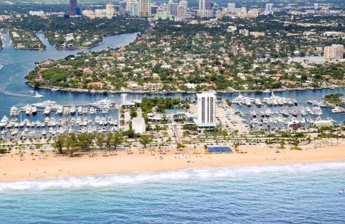 Central Beach Complejo | Bahia Mar Fort Lauderdale Beach - DoubleTree by Hilton