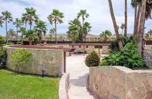 South Padre Island Apartamento | Bahia Mar Solare Tower 6th floor Oceanview Condo 3bd 3ba w Pools