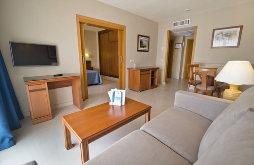Velilla-Taramay Hotel | Bahia Tropical