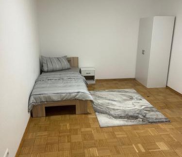 Wiesbaden Apartamento | Bahnhofsnahe, ruhige und sonnige 2 Zimmerwohnung in der Mosbacher Straße