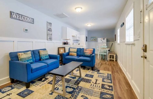 Atlantic Beach Casa | Bailey's Beach Cottage Unit 2