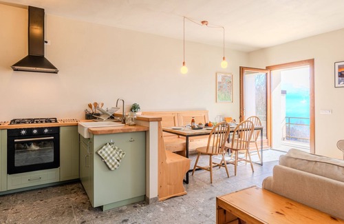 Peglio Casa | Baita Betulla Bianca by Interhome