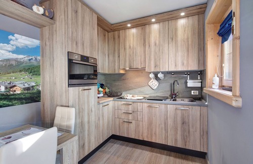 Livigno Apartamento | "Baita del Sole Appartamento 3" con vistas a la montaña, Wi-Fi, terraza y jardín