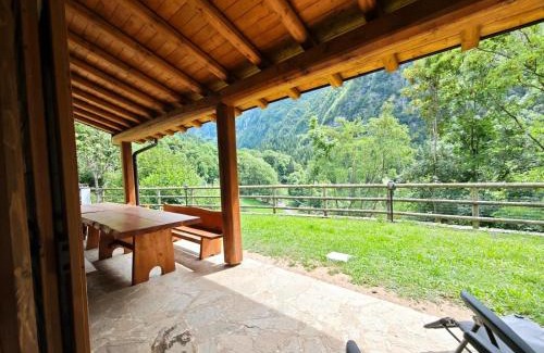 Oltressenda Alta Casa | Baita Moschel