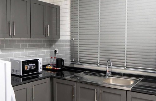 Al Jerf 2 Apartamento | Baithans Furnished Apartments