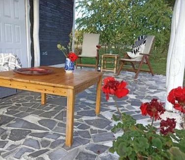 Lochow Apartamento | Bajkowy Domek nad rzeką Liwiec