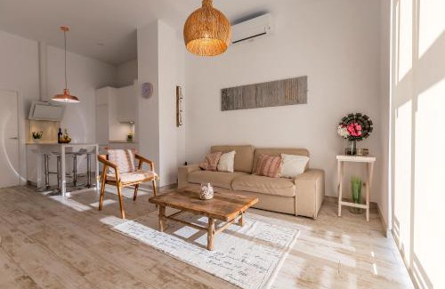 Tarifa Apartamento | Bajo con Jardin y Piscina cerca de la Playa Dos Dormitorios