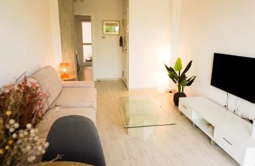 Miengo Apartamento | Bajo con jardines cerca de la playa