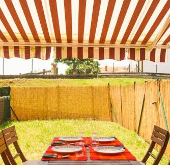 Miengo Apartamento | Bajo con jardines cerca de la playa