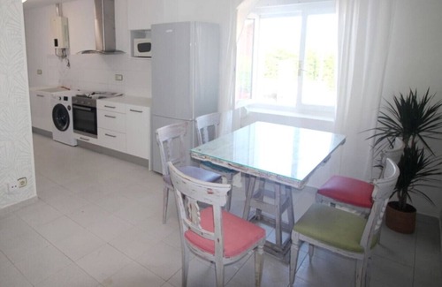Bareyo Apartamento | Bajo con terraza en Ajo - Castellanos 12007