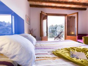 El Berro Hotel | Bajo El Cejo