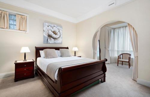 New Town Casa | Bakers Retreat